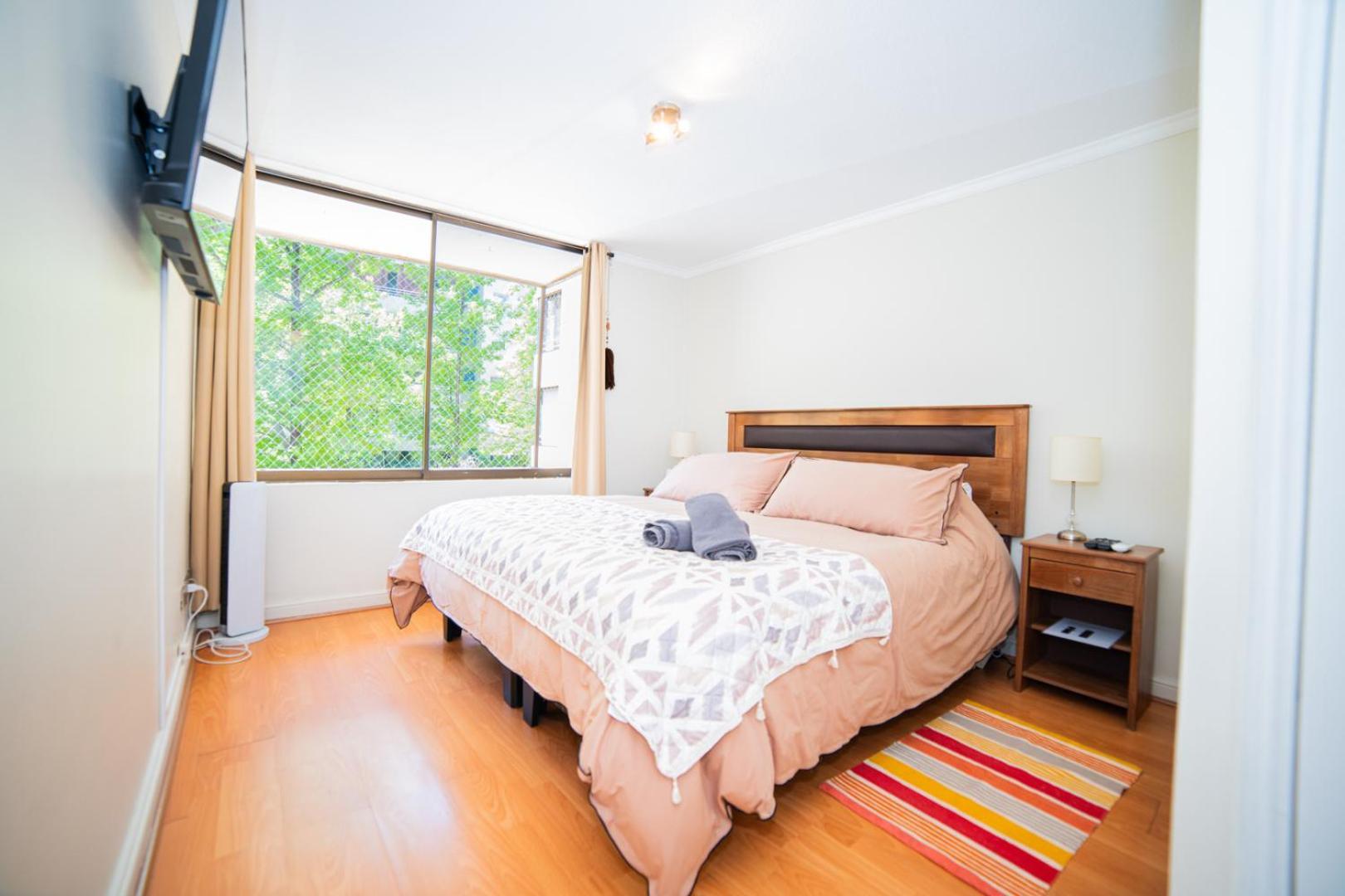Full Departamento, Metro Manquehue, Condes Apartment *