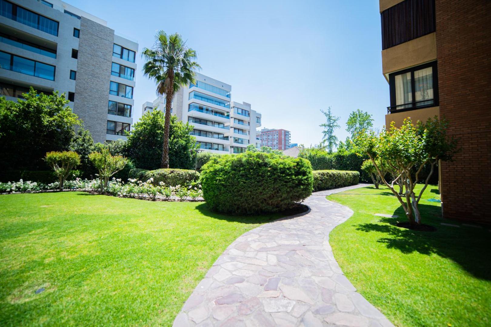 Full Departamento, Metro Manquehue, Condes Apartment