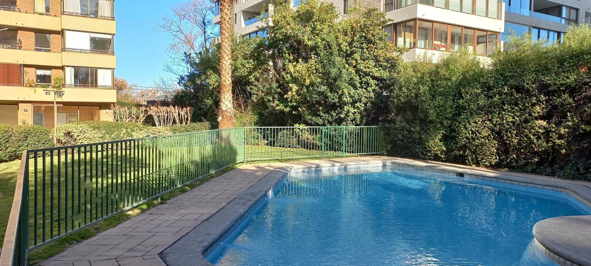 Full Departamento, Metro Manquehue, Condes Apartment *